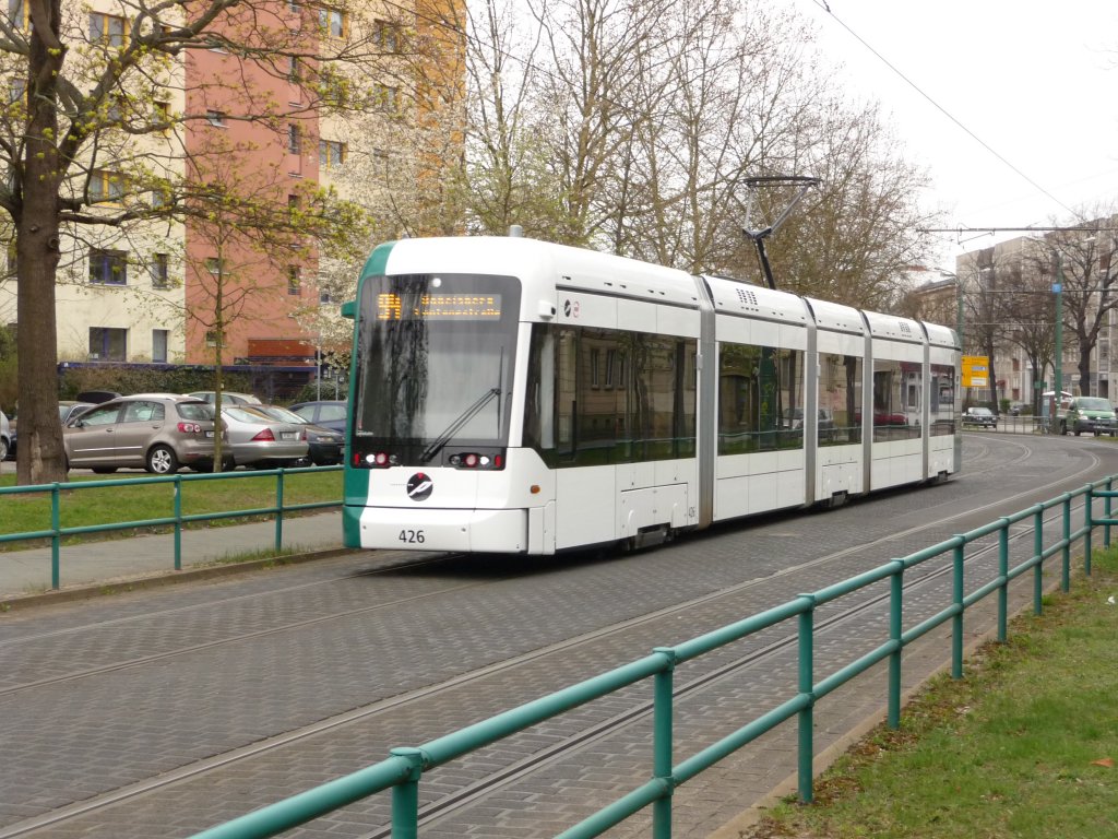 Wagen 426 am 12.04.2012 in Potsdam.
Linie 94 -> Babelsberg