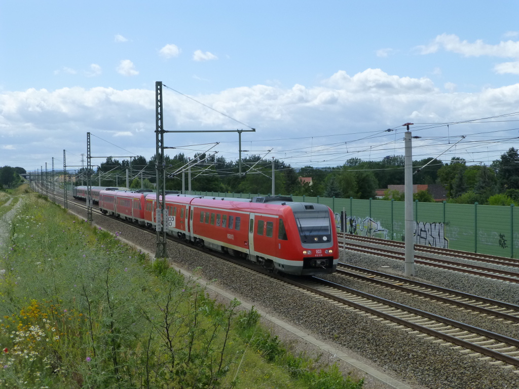 Einer Doppeltraktion 612 am Abzweig Azmannsdorf, 8.7.15.
