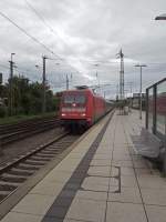 BR 101/366679/101-063-erreicht-am-260814-mit 101 063 erreicht am 26.08.14 mit einem InterCity den Mainzer Hauptbahnhof.