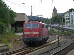 Am 29.7.2013 hatte der Steuerwagen des aus n-Wagen gebildeten RB 48 wohl ein Problem, denn 111 013 musste am Wuppertaler Hauptbahnhof an die Zugspitze umsetzen.