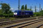 Die 223 015, bzw. ER 20-015, von Beacon Rail ist am 26.07.23 als Leerfahrt aus Richtung Bielefeld kommend in Hamm unterwegs.