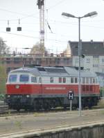 232 128-9 mit east-west-railways.com-Beschriftung am 1.11.13 in Lichtenberg.