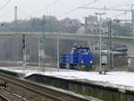 Solo-Lok in Oberbarmen: Lok 4 von Railflex aus Ratingen (NVR-Nummer: 92 80 1275 111-3 D-RF) am 24.1.19 bei der Durchfahrt auf Gleis 4 in Wuppertal-Oberbarmen
