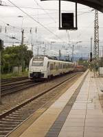 460 009 erreicht am 26.08.14 den Mainzer Hauptbahnhof.