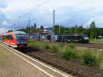642 531 als RE2 nach Erfurt wartet noch auf seine Abfahrt in Eichenberg auf Gleis 10, als E 189 157 (MRCE-Farben aber Metrans Aufkleber) ihn auf dem Hauptgleis überholt.