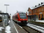 br-648-lint-41/598462/rb81-wartet-am-22012018-in-bodenfelde RB81 wartet am 22.01.2018 in Bodenfelde auf Fahrgäste. Der Zug wird über Uslar, Northeim and Herzberg (Harz) bis nach Nordhausen in Thüringen fahren.