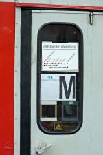 berlin-ostbahnhof/342663/wenn-die-bahn-geld-fuer-charterzuege Wenn die Bahn Geld für Charterzüge bekommt, dann muss auch mal ein reguläres Zugangebot 'dran glauben'. Mindestens fünf der für den IRE Berlin-Hamburg bestimmten ehemaligen Interregio-Wagen waren in einem der Kreuzfahrerzüge unterwegs. Wie dieser Zug am 15.5. aussah, entzieht sich meiner Kenntnis, der fährt ja viel zu früh.