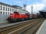 261 062 mit der täglichen Übergabe nach Arnstadt wartet im Erfurter Hbf auf eine freie Strecke Richtung Neudietendorf. 28.4.16