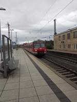 mainz-hauptbahnhof/366678/420-429-und-427-fahren-am 420 429 und 427 fahren am 26.08.14 in Mainz ein.