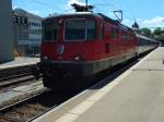 Re4/4  11220 verlsst am 31.7.13 mit einem Intercity nach Stuttgart den Bahnhof Schaffhausen.