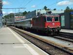 Re4/4  11302 fhrt am 31.7.13 mit dem Intercity nach Zrich in Schaffhausen ein.