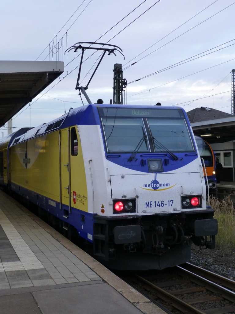 Am Abend des 19.9.13 soll ME 146-17 einen Zug von Gttingen nach Uelzen schieben.
