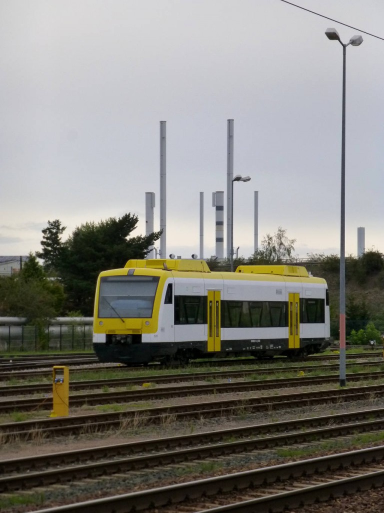 Besuch aus dem Südwesten in Erfurt: 95 80 0650 573-8-D-SWEG in den neuen Landesfarben Baden-Württembergs. Gesehen am 1.9.15 vor der EB-Werkstatt.