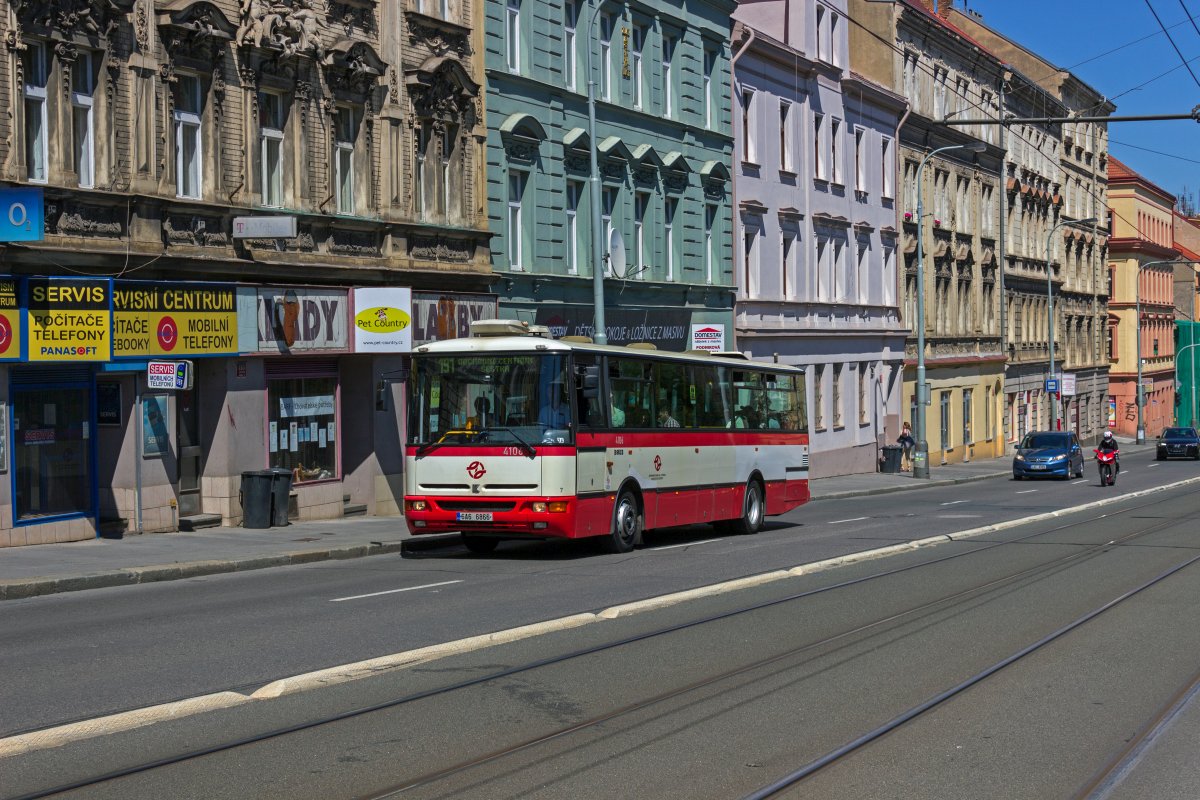 Seit 2006 ist Wagen 4106 bei DPP im Einsatz. Am 24.06.2019 war der Wagen auf der Linie 191 zum Obchodn centrum estka eingesetzt.