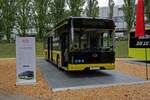Der chinesische Hersteller BYD arbeitet an einer neuen Generation Elektrobusse, die Ende 2023 erstmals vorgestellt wurde. Ein Vertreter dieser neuen Baureihe ebus B12, die wesentlichen kantiger daherkommt, als die Vorgnger, war auf der InnoTrans im Sommergarten der Messe Berlin ausgestellt.