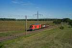 br-2249-vectron-dual-mode-light/898166/ein-kurzer-uebergabezug-mit-249-007 Ein kurzer Übergabezug mit 249 007 (im Dieselmodus) und zwei offenen Güterwagen rollt südlich des kleinen Orts Nudow in Richtung Saarmund. br-2249-vectron-dual-mode-light/898166/ein-kurzer-uebergabezug-mit-249-007 Ein kurzer Übergabezug mit 249 007 (im Dieselmodus) und zwei offenen Güterwagen rollt südlich des kleinen Orts Nudow in Richtung Saarmund.