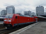 BR 146/492697/146-280-mit-einem-re-bei 146 280 mit einem RE bei der Ausfahrt in Essen Hbf, 23.3.16