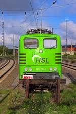 Am Samstag, den 17.10.2020 sonnt sich 151 138 der Firma HSL im Bahnhof Frankfurt (Oder).