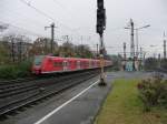 425 032 erreicht am 24.11.2012 Kln-Messe/Deutz.
RB48 -> Wuppertal Hauptbahnhof