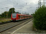 RE11 Richtung Düsseldorf Hbf, am 27.8.18 wegen einer Baustelle in Unna unterwegs.