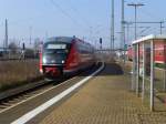 642 518 aus Erfurt fährt gerade in das Stumpfgleis des Bahnhofs Nordhausen ein, 11.3.14.
