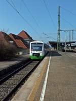 Die EB VT 318 und 327 verlassen am 13.3.14 als Regionalbahn nach Jena-Gschwitz Weimar.