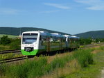 STB aus Meiningen. Der vordere VT 110 fährt nach Neuhaus am Rennweg, der hintere (VT 120) wird in Grimmenthal am Bahnsteig stehenbleiben, den RE 7 abwarten und dann zurück nach Meiningen fahren.