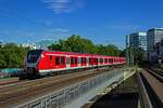 Nach der ltesten Baureihe der S-Bahn Hamburg folgt die neueste.