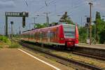 Das  Netz  der S-Bahn Mittelelbe besteht aus einer einzigen Linie, die in Nord-Sd-Richtung von Stendal ber Magdeburg nach Schnebeck fhrt. 425 005 war am 21.07.22 auf eben dieser Linie in Richtung Sden unterwegs und hlt in Krze in Magdeburg-Neustadt.