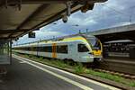 Der eurobahn-Triebwagen et7.07 (429 012) steht am 26.07.23 fr eine Fahrt als RE3 nach Dsseldorf in Hamm bereit.