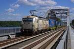 Die slowakische Budamar Group schickte am 19.07.25 die 383 212 mit einem Trailerzug der Spedition Walter �ber den s�dlichen Berliner Au�enring, wo ich die Fahrt �ber den Templiner See dokumentierte.