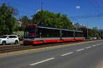 koda-t15/853137/wagen-9321-ist-am-270424-auf Wagen 9321 ist am 27.04.24 auf der ul. Evropska in Richtung Dědina unterwegs.