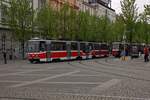 tatra-kt8d5rn2-3/901929/der-kt8d5-1703-auf-der-linie Der KT8D5 1703 auf der Linie 4 in Richtung Tomkovo nměst verlsst die Haltestelle Česk.