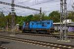 Als Leerfahrt rollt 742 068 von ČD Cargo durch den Bahnhof Vršovice.